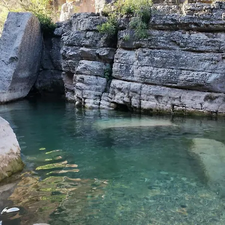 Refugio La Cabrera Апартаменты *